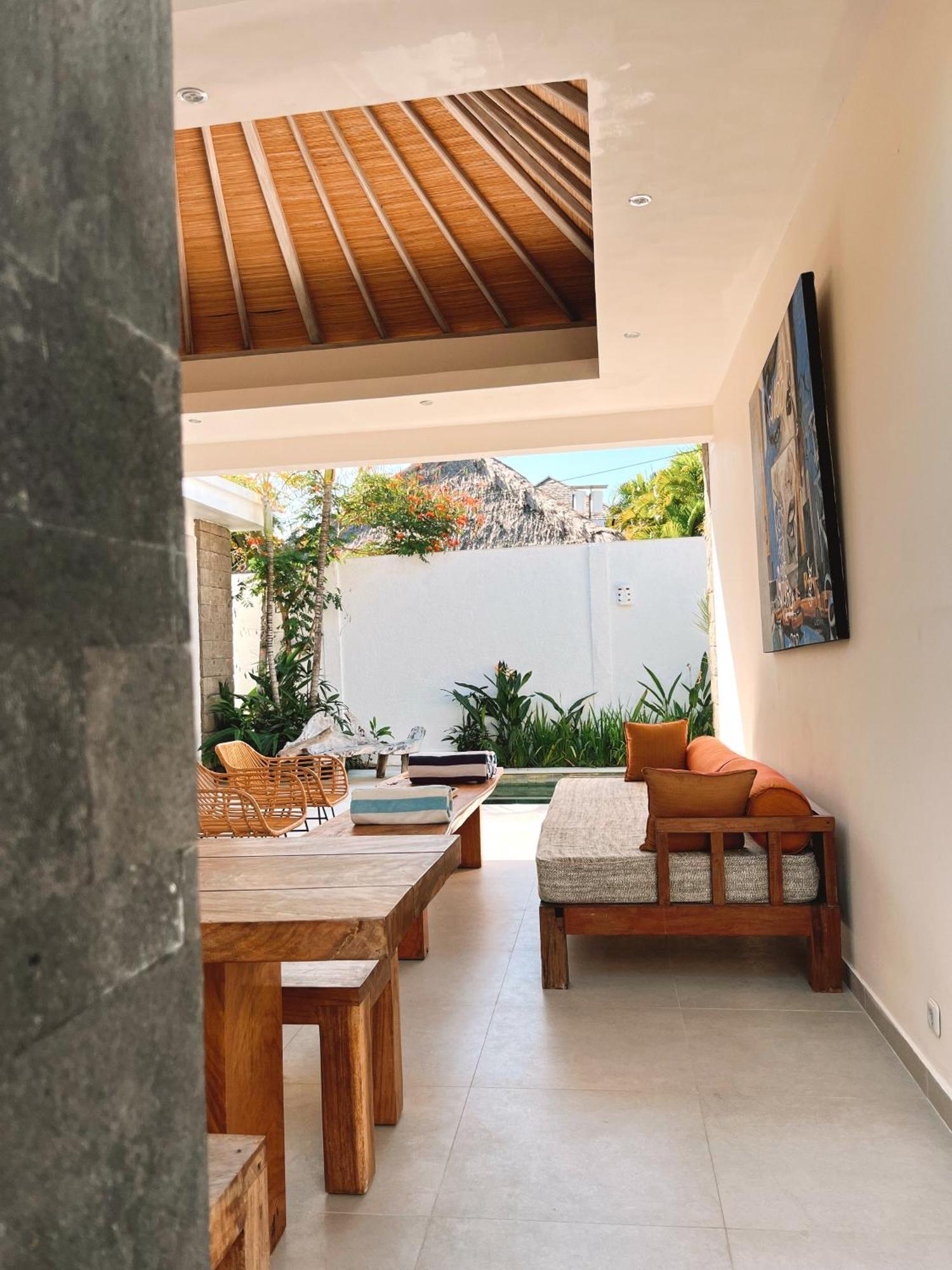 Aster Villa Seminyak Extérieur photo