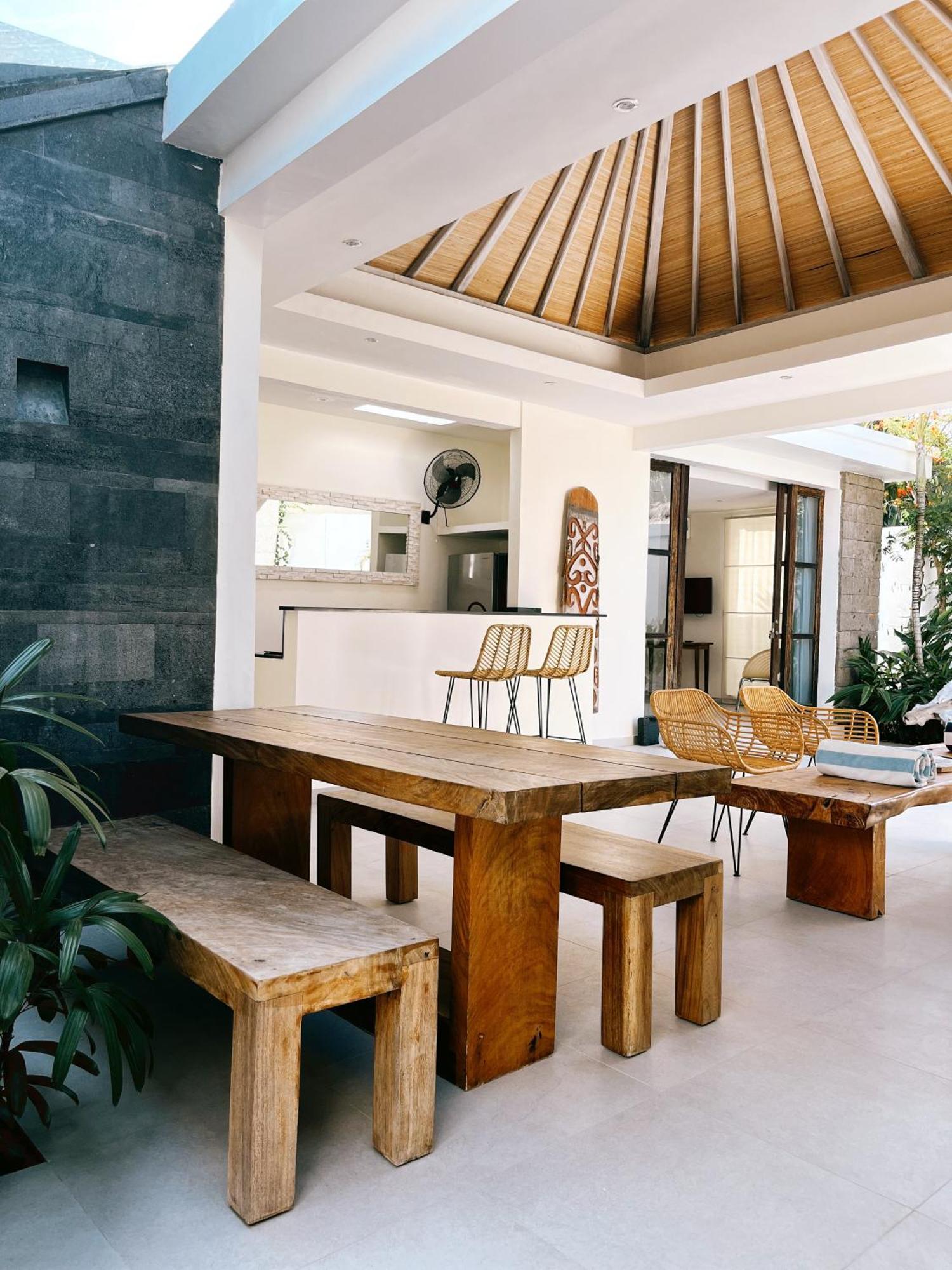 Aster Villa Seminyak Extérieur photo