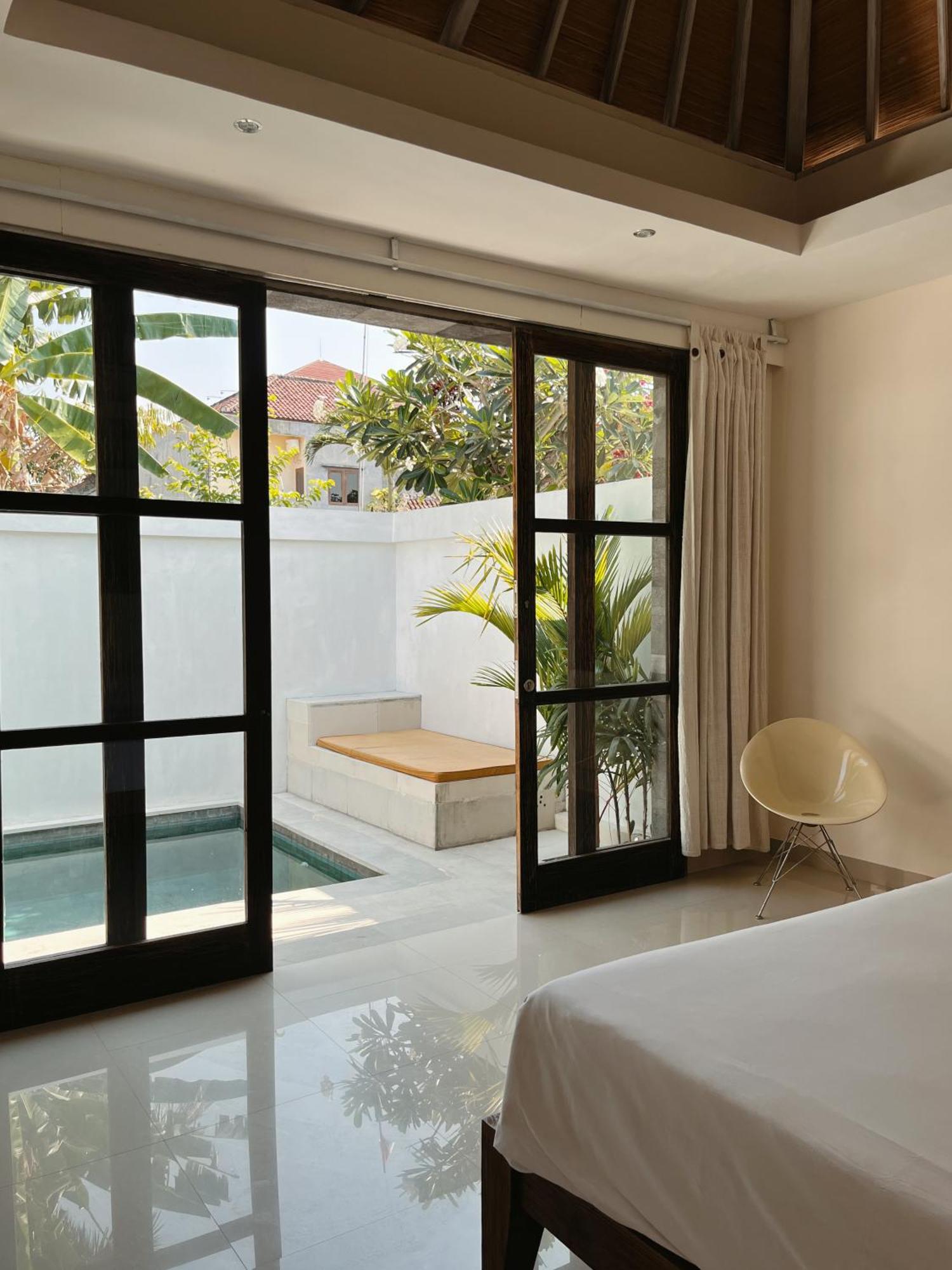 Aster Villa Seminyak Extérieur photo